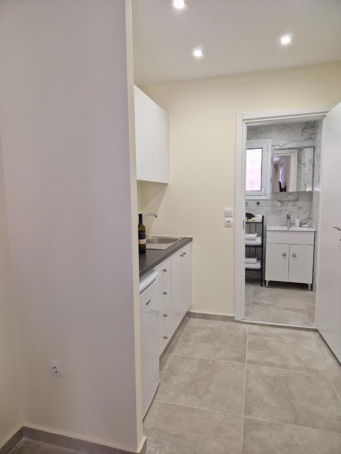 Ermou Studio Apartment Афіни Екстер'єр фото