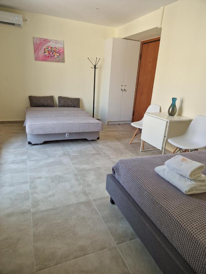 Ermou Studio Apartment Афіни Екстер'єр фото